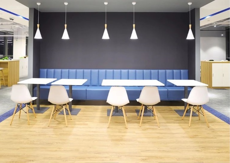 康冠分析為什么二手辦公家具越來越受歡迎？